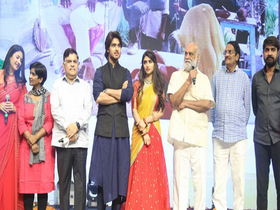 Pelli sandaDI Movie pre-release event-3